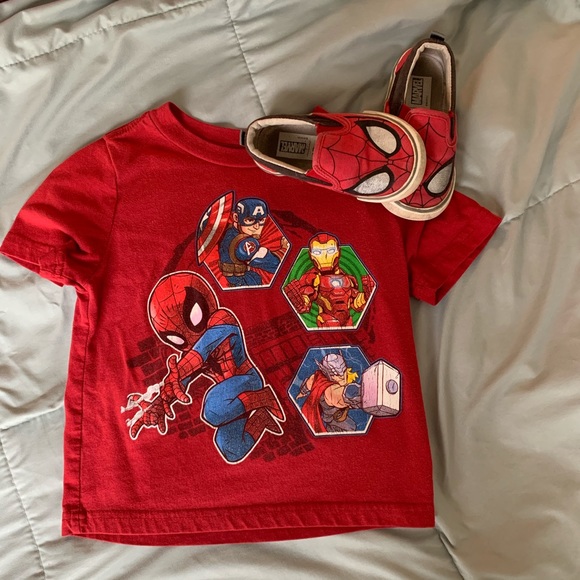 GAP Marvel Bundle 🕷⚡️🔨🇺🇸🦸‍♂️ - Picture 2 of 3